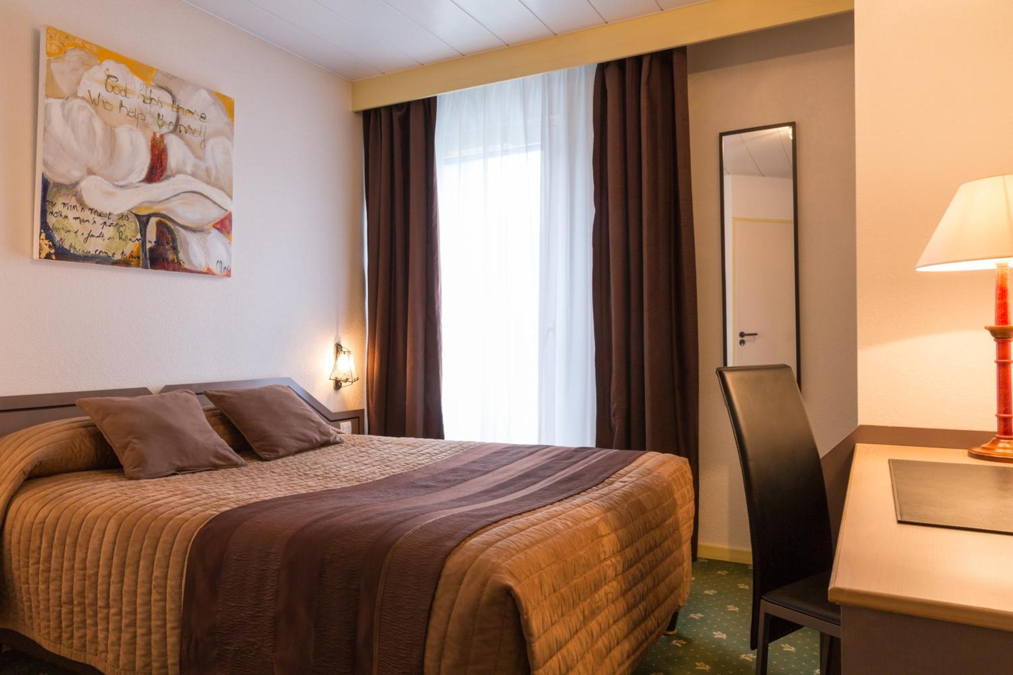 Scionzier The Originals City, Hotel Du Faucigny, Cluses Ouest מראה חיצוני תמונה