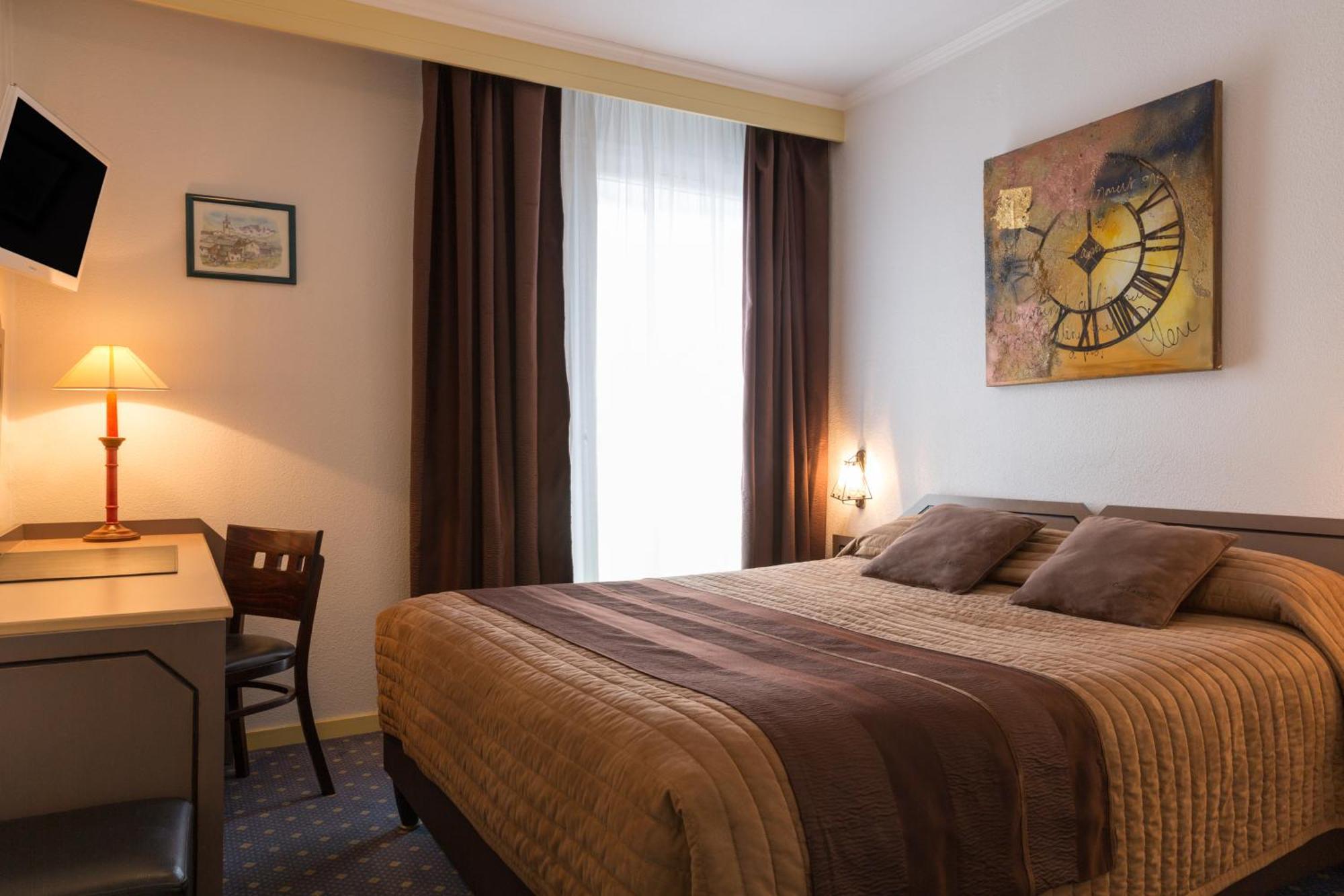 Scionzier The Originals City, Hotel Du Faucigny, Cluses Ouest מראה חיצוני תמונה